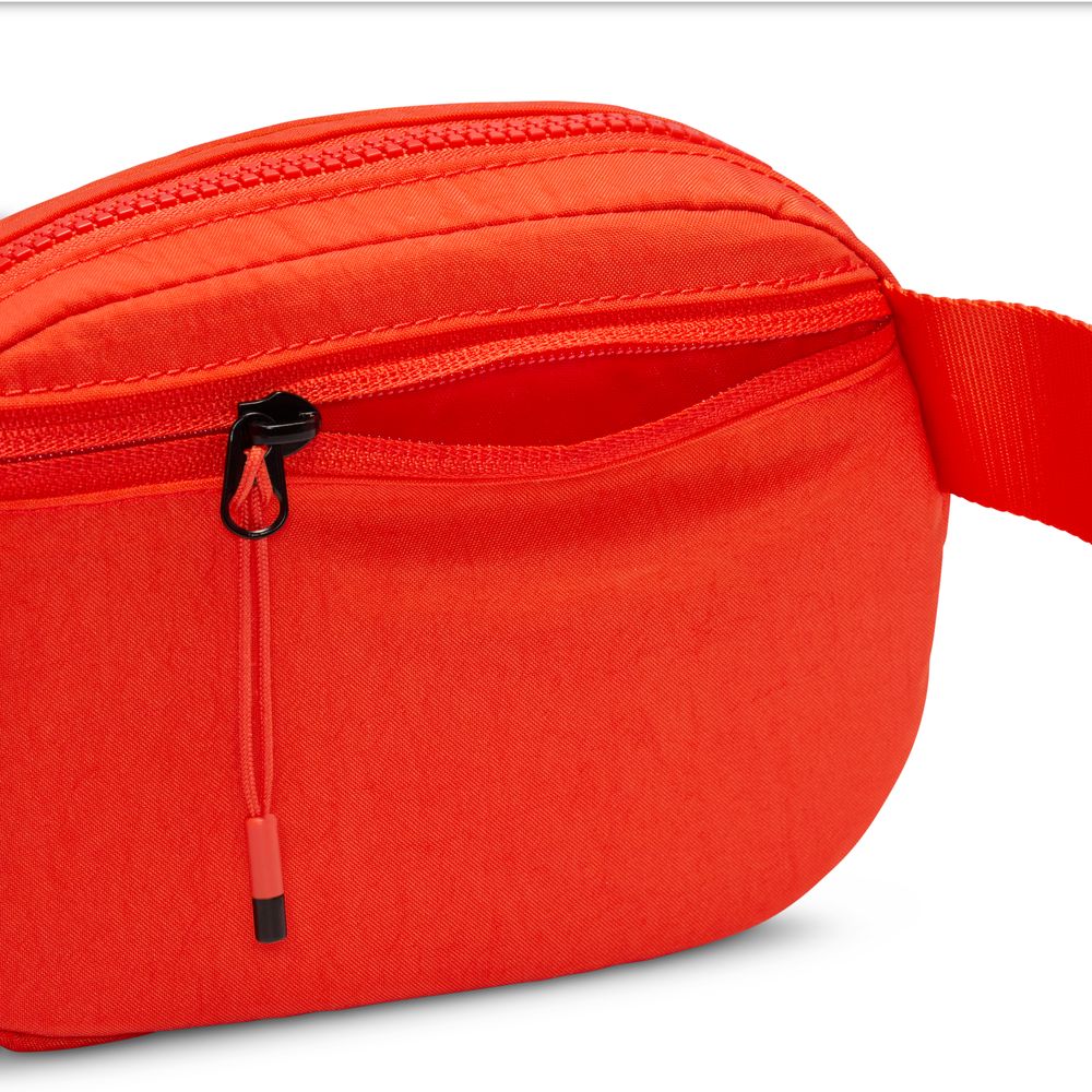 artifactId:97790433-d50e-4efc-950c-31d079b56b11