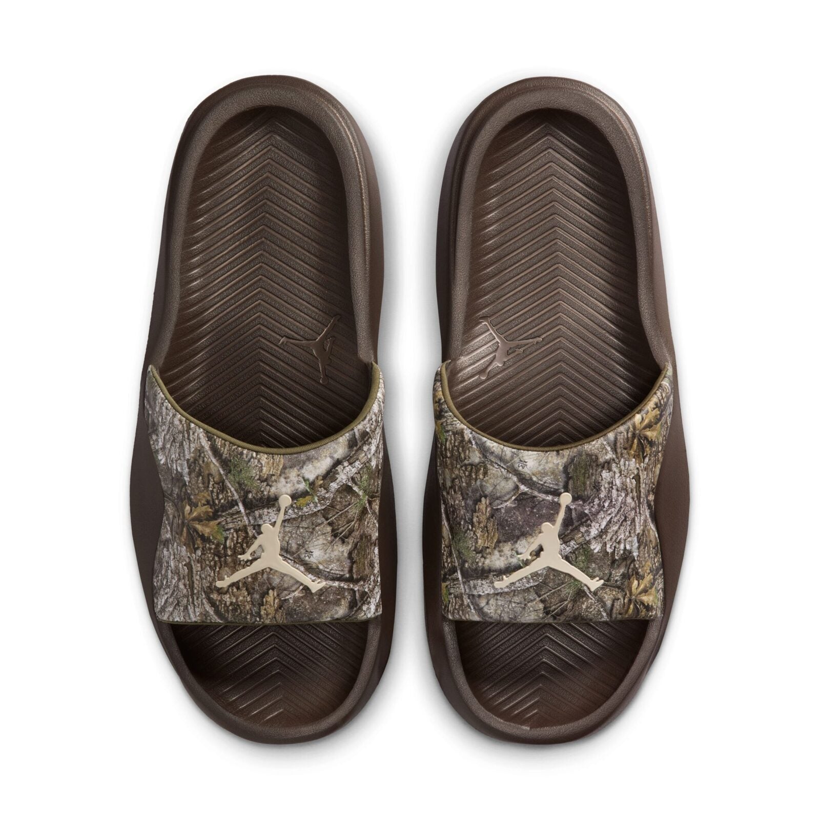 artifactId:958afb38-38f6-427e-8802-57d4b0c9c3c9