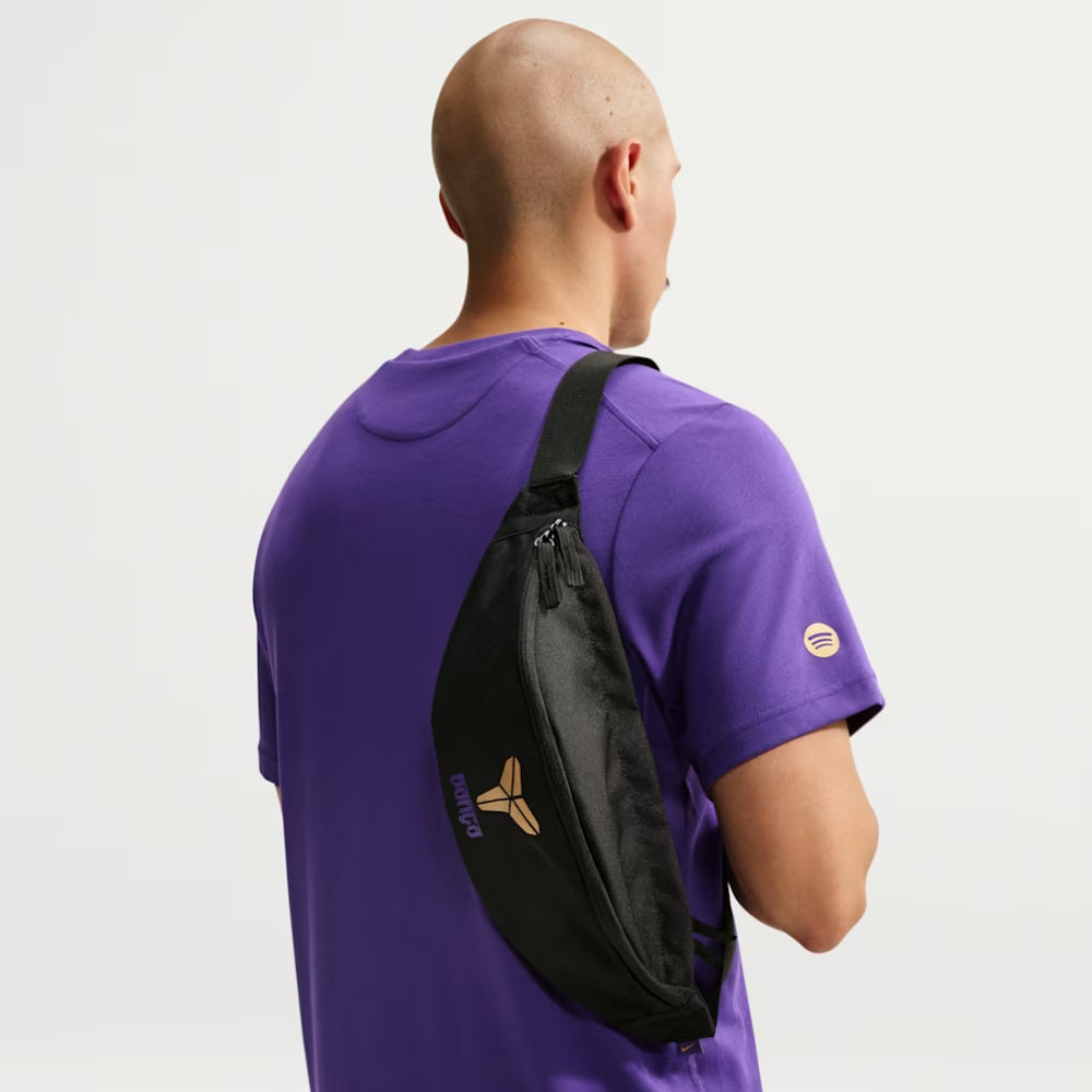 Nike F.C. Barcelona 2025/26 Away Heritage Waist Pack