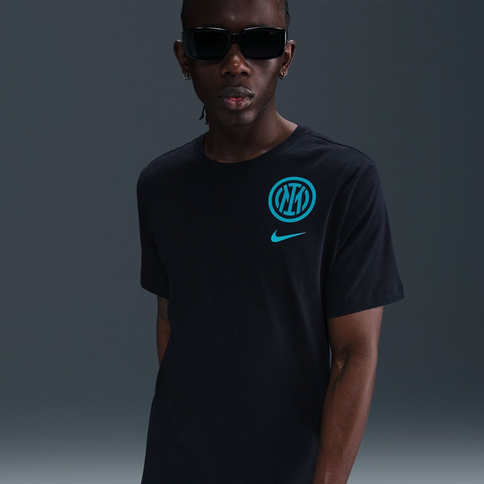 artifactId:559f9ba8-f675-4e4b-86dd-7f2d5b74ec70