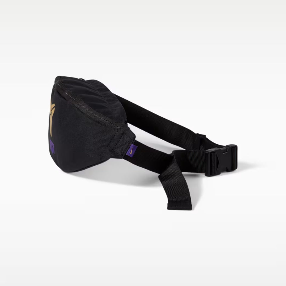 Nike F.C. Barcelona 2025/26 Away Heritage Waist Pack