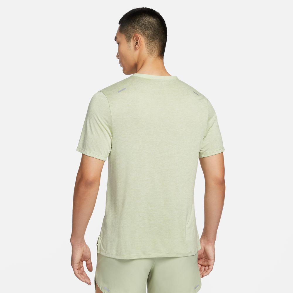 artifactId:cbcfb023-4516-4af4-b5bb-0278b76408e5