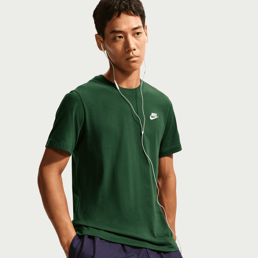 Nike Sportswear Club Men's T-Shirt