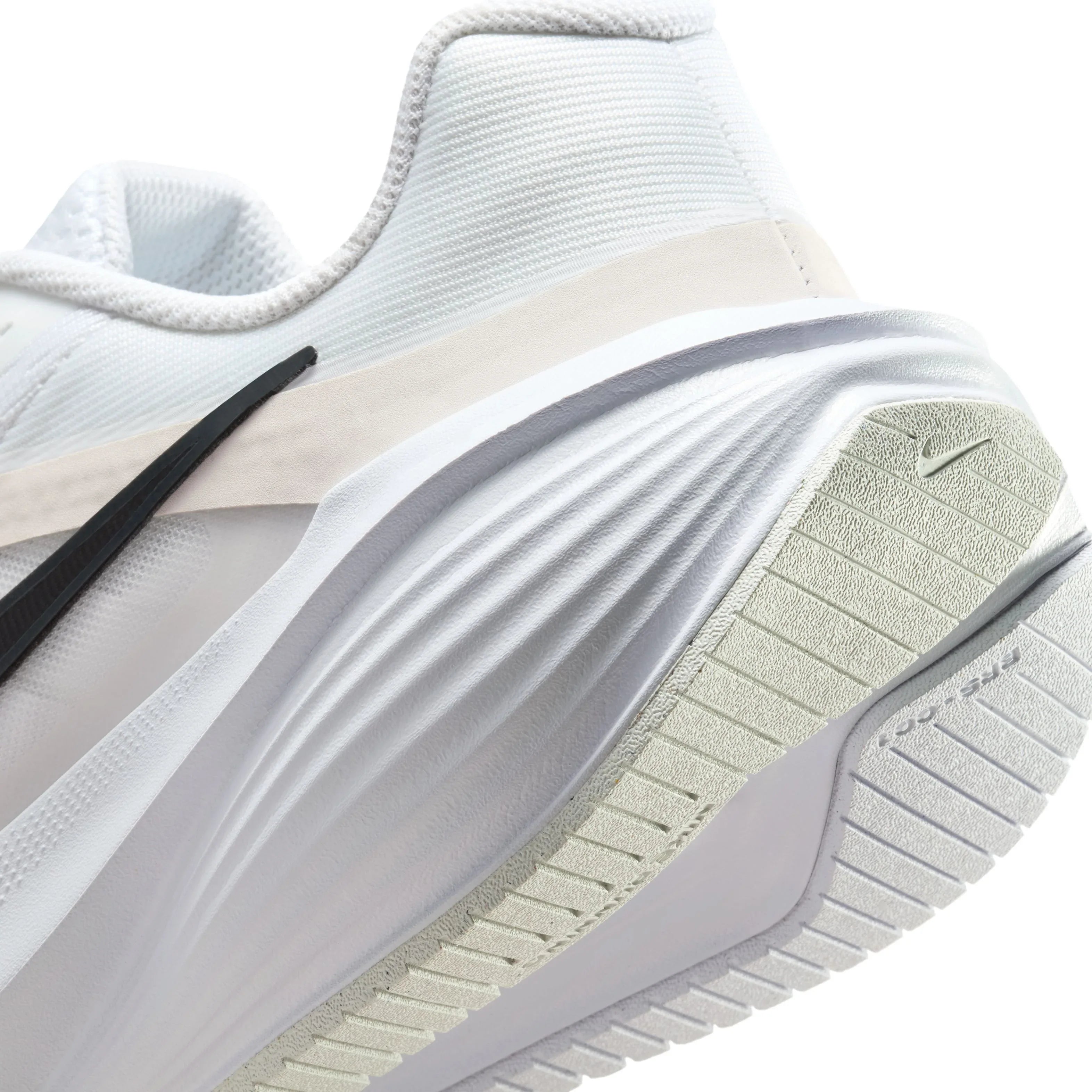 Nike Downshifter 14 Men's Running Shoes