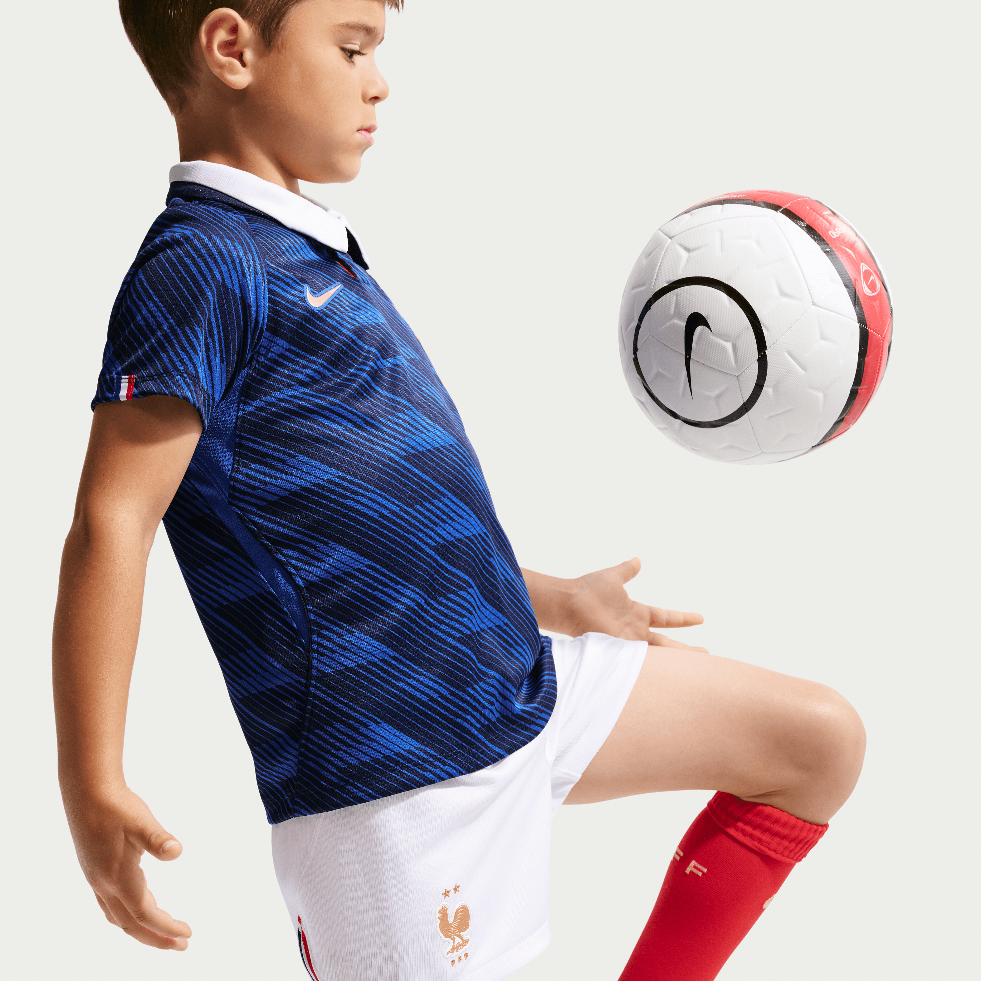Nike FFF 2026 Stadium Home Younger Kids' 3-Piece Kit