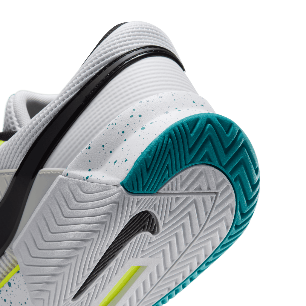 Nike GP Challenge 1.5 Men's Hard Court Tennis Shoes